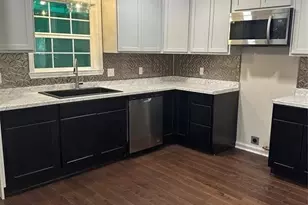 607 Fahrenthold St, El Campo, TX 77437 - Photo 1