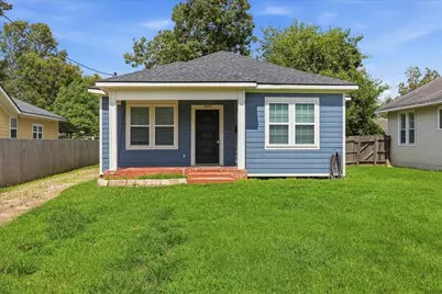 6657 Washington Street, Groves, TX 77619 - Photo 1