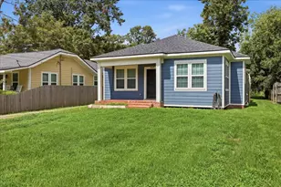 6657 Washington St, Groves, TX 77619 - Photo 3