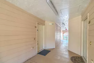 8051 Bay Branch Dr, The Woodlands, TX 77382 - Photo 5