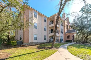 8051 Bay Branch Dr, The Woodlands, TX 77382 - Photo 3