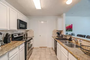 8051 Bay Branch Dr, The Woodlands, TX 77382 - Photo 33