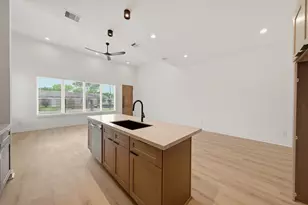 8203 Calhoun St, Houston, TX 77033 - Photo 17