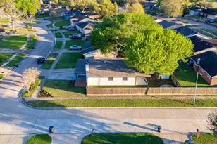 1102 Ashdale Dr, Sugar Land, TX 77498 - Photo 3