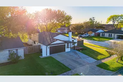 1102 Ashdale Drive, Sugar Land, TX 77498 - Photo 31