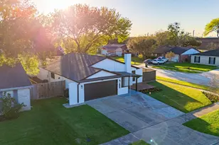 1102 Ashdale Dr, Sugar Land, TX 77498 - Photo 31