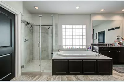 11123 Olympia Drive, Houston, TX 77042 - Photo 37