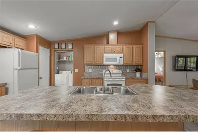 221 Chestnut Bend, Huntsville, TX 77320 - Photo 15