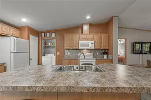 221 Chestnut Bend, Huntsville, TX 77320 - Photo 15