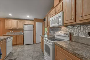 221 Chestnut Bend, Huntsville, TX 77320 - Photo 11