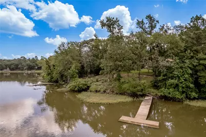 221 Chestnut Bend, Huntsville, TX 77320 - Photo 27