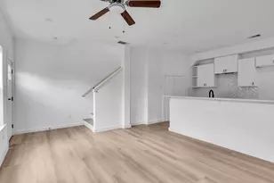 8629 Homewood Ln, Houston, TX 77028 - Photo 5