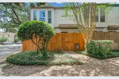 2100 Tanglewilde Street #205, Houston, TX 77063 - Photo 3