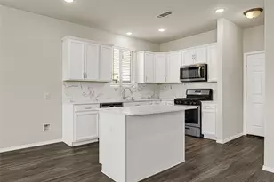 2210 Timberland Country Ct, Conroe, TX 77304 - Photo 11