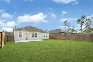 2210 Timberland Country Ct, Conroe, TX 77304 - Photo 23