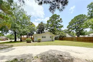 15095 Conroe Bay Blvd, Willis, TX 77318 - Photo 37