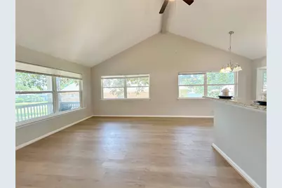 15095 Conroe Bay Boulevard, Willis, TX 77318 - Photo 11