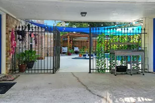 6511 Castle Pine Ln, Spring, TX 77379 - Photo 9
