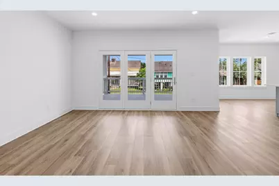 608 Oak Road, Clear Lake Shores, TX 77573 - Photo 9