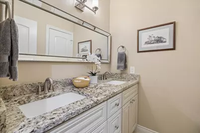 1016 Fleetwood Place Drive, Houston, TX 77079 - Photo 21