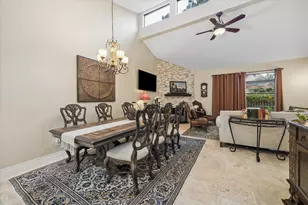 1016 Fleetwood Pl Dr, Houston, TX 77079 - Photo 5