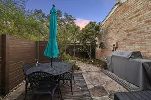 1016 Fleetwood Pl Dr, Houston, TX 77079 - Photo 27