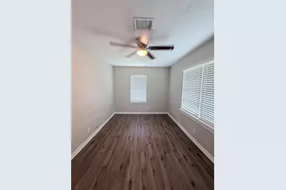 501 Evanston Street, Houston, TX 77015 - Photo 9
