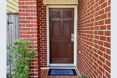 9833 Sandra Ann Court, Houston, TX 77025 - Photo 1