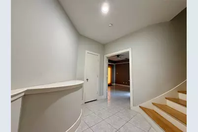 9833 Sandra Ann Court, Houston, TX 77025 - Photo 3