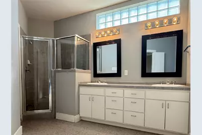 9833 Sandra Ann Court, Houston, TX 77025 - Photo 5