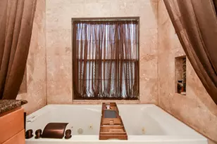 1129 W 15th 1/2 St, Houston, TX 77008 - Photo 23