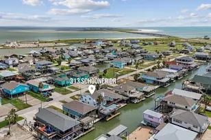 313 Schooner Dr, Freeport, TX 77541 - Photo 25