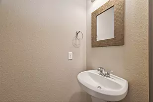 2510 Shady Falls Ln, Pearland, TX 77584 - Photo 19
