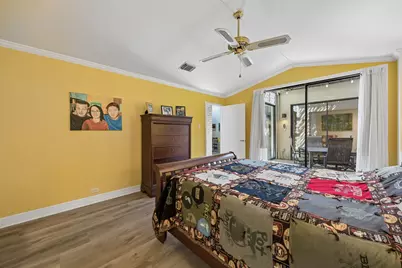 9403 Denbury Way, Houston, TX 77025 - Photo 17