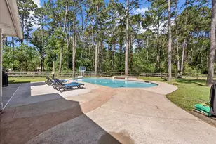 7210 Pine Dr, Alvin, TX 77511 - Photo 39