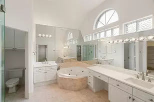 4746 Post Oak Timber Dr, Houston, TX 77056 - Photo 23