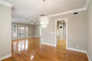 4746 Post Oak Timber Dr, Houston, TX 77056 - Photo 13