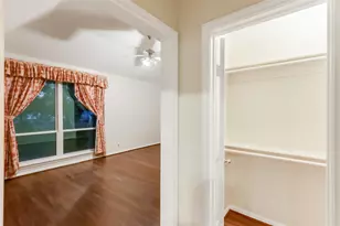 3931 Shadow Trace Cir, Houston, TX 77082 - Photo 17