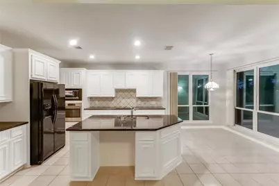 3931 Shadow Trace Circle, Houston, TX 77082 - Photo 7