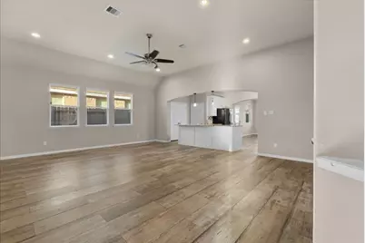 8306 Hampton Bay Drive, Baytown, TX 77523 - Photo 5