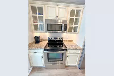 7000 Seawall Blvd #1021, Galveston, TX 77551 - Photo 7