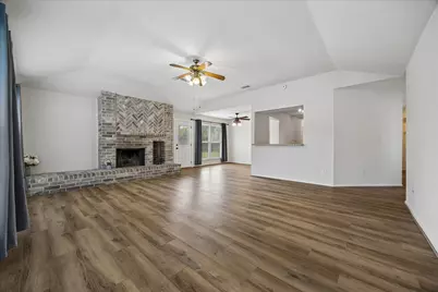 218 Tara Plantation Drive, Richmond, TX 77469 - Photo 3