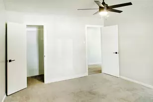 9515 Highmeadow Dr, Houston, TX 77063 - Photo 7