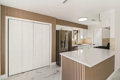 1307 Saddle Rock Drive, Houston, TX 77088 - Photo 11