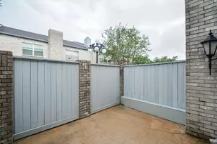 664 Wilcrest Dr, Houston, TX 77042 - Photo 17