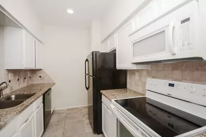 664 Wilcrest Drive #664, Houston, TX 77042 - Photo 7
