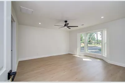 1602 Baker Drive, Tomball, TX 77375 - Photo 29