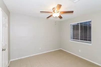 11403 Milners Point Drive, Houston, TX 77066 - Photo 13