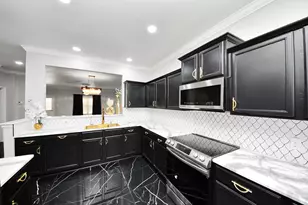 6931 Primrose Rd, Baytown, TX 77521 - Photo 9