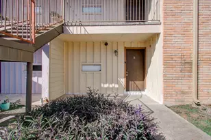 8110 Albacore Dr, Houston, TX 77074 - Photo 3